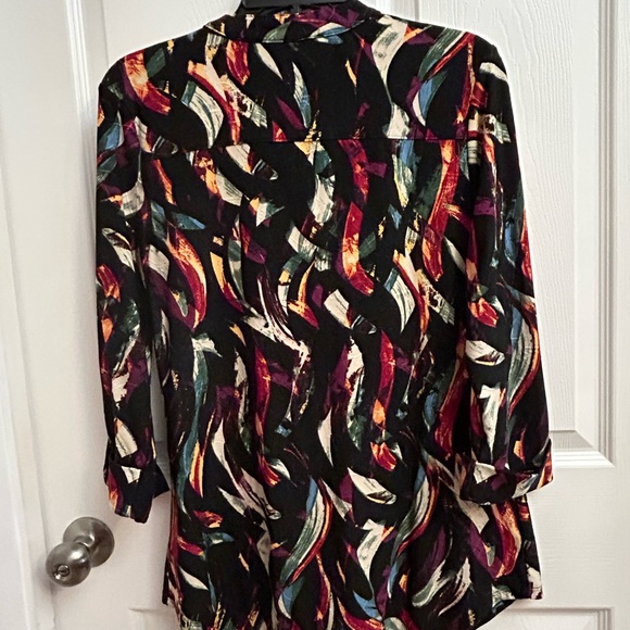 Cocomo Vibrant Feather Print Blouse - Picture 8 of 9